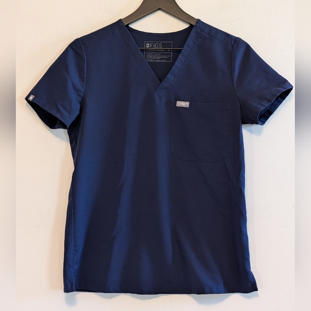 FIGS Technical Collection XS Navy V Neck Scrub Top One Pocket Uniform Top Care
